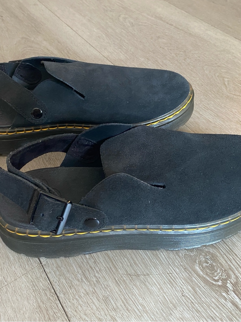 DR. MARTENS Zebzag Womens Mules - Size 9 - Picture 3 of 8